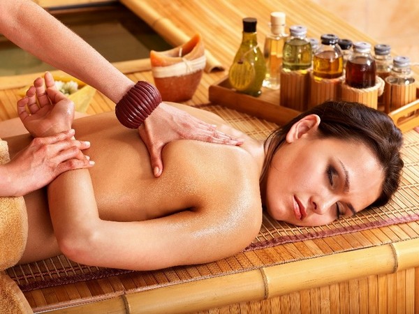 Luxury Massage center in Liwan